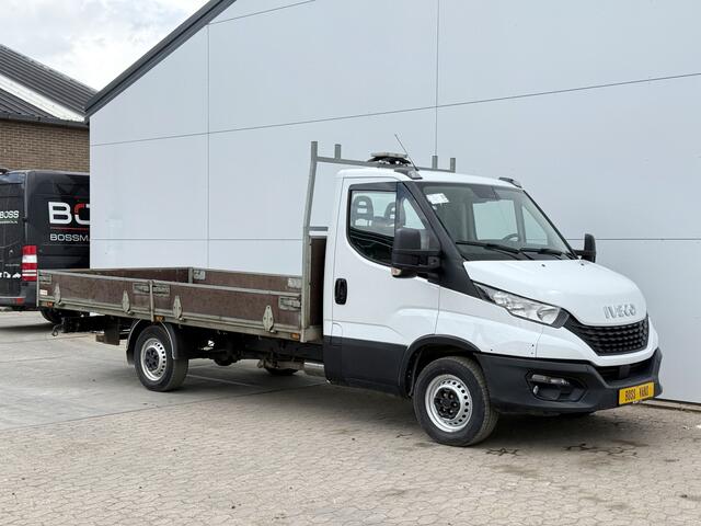 Iveco DAILY 35S14 2.3 L3H1 Airco Cruise Control Standkachel Trekhaak Open Laadbak Pritische Lucht geveerde stoel