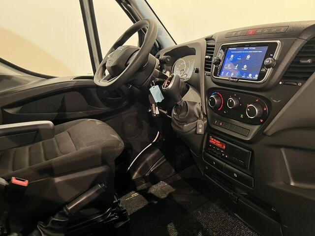 Iveco DAILY 35S18 3.0 BE Clixtar Automaat Bakwagen met Laadklep / Laadvermogen 3.060 KG / Euro 6 / Luchtvering / Airco / Camera / CarPlay / Cruise Control /