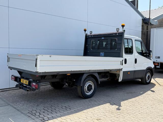 Iveco DAILY 35S16 2.3 Automaat Dubbele Cabine Trekhaak 3.5t Climate Control 7 Zitplaatsen Standkachel DC