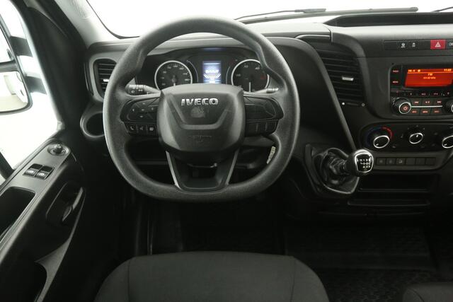 Iveco DAILY 35C16H 2.3 410 157PK Dubbellucht 3500kg Trekgew. Laadklep Bakwagen Laadbak Airco 3 Persoons Trekhaak
