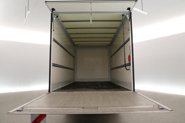 Iveco DAILY 35C16H 2.3 410 157PK Dubbellucht Laadklep Bakwagen Laadbak Airco 3 Persoons Elektrpakket