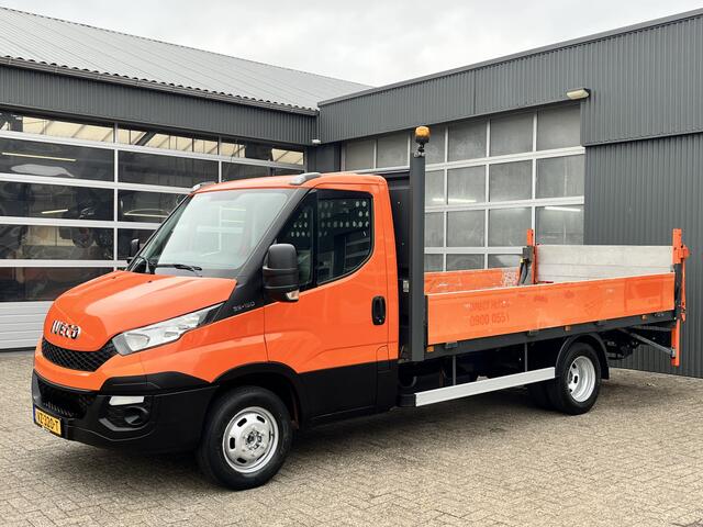 Iveco DAILY 35C15 2.3 375 Trekhaak 3500kg Laadklep 500kg Navigatie Open laadbak Pick-up Euro 5 Bpm vrij Bakwagen p-up 1e eigenaar Dealer onderhouden