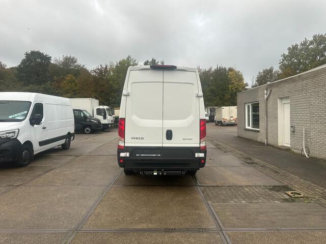 Iveco DAILY 35S14V L3H2