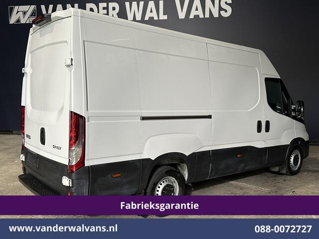 Iveco DAILY 35S16V 157pk L2H2 Fabrieksgarantie Euro6 Airco | 3500kg trekvermogen | Parkeersensoren bijrijdersbank