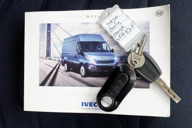 Iveco DAILY 35C14 136pk Open Laadbak met laadklep en trekhaak 3500kg 02-2020