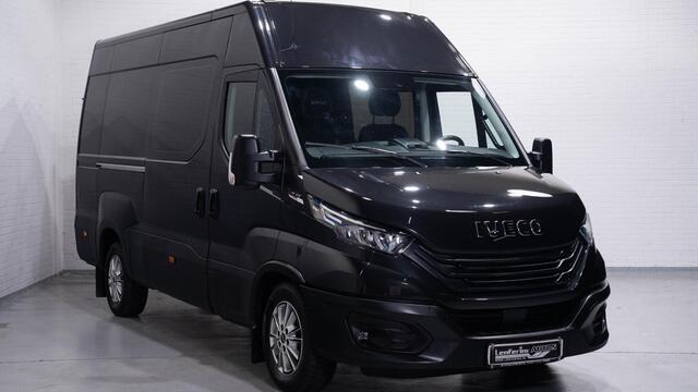 Iveco DAILY 35S21 210 pk Aut. Dubbel Cabine 6-Zits Adapt. Cruise, Navi, Camera, 16" LMV, Trekhaak 3.500 kg