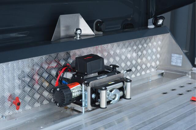 Iveco DAILY 35S210 Hi-Matic Slaapcabine | De allerlaatste BPM vrij | Direct leverbaar | Financiering mogelijk | Fabrieksgarantie!