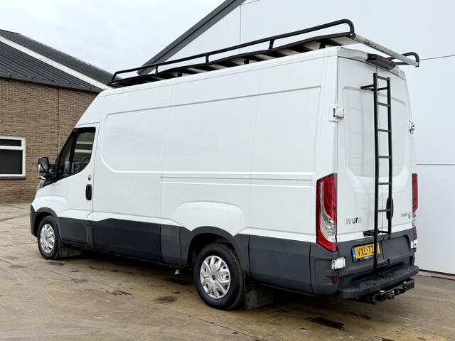 Iveco DAILY 35S14V 2.3 L3H2 Climate Control Cruise Control Trekhaak Imperiaal