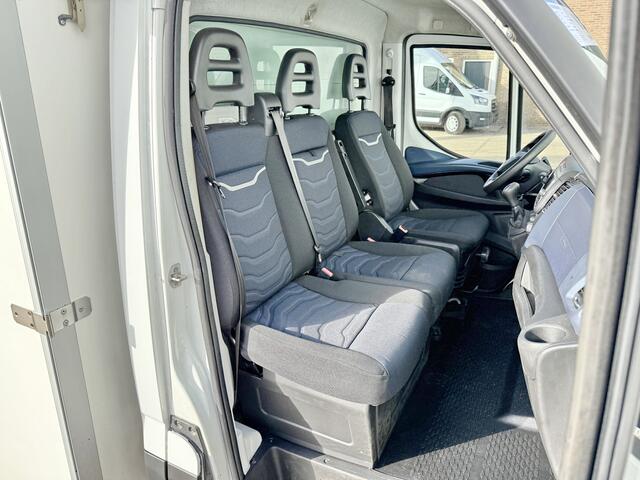 Iveco DAILY 35S16 2.3 Automaat Camera Cruise Control Navigatie Trekhaak Open Laadbak