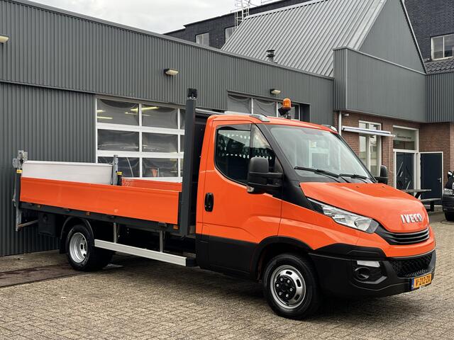Iveco DAILY 35C14 2.3 375 Laadklep 500kg Trekhaak 3500kg trekgewicht Airco 2-Persoons Open laadbak Pick-up P-up Bakwagen Telefoonverbinding 1e eigenaar Euro 6 Bpm vrij !!!