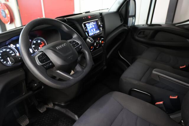 Iveco DAILY 35C16 3.0 BAKWAGEN MET ZIJDEUR EN LAADKLEP
