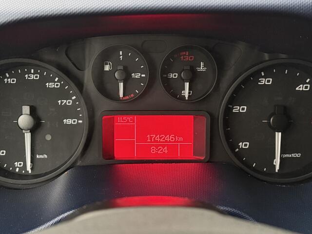 Iveco DAILY 35S16 Hi-Matic Automaat L2H2 | 3500Kg Trekhaak