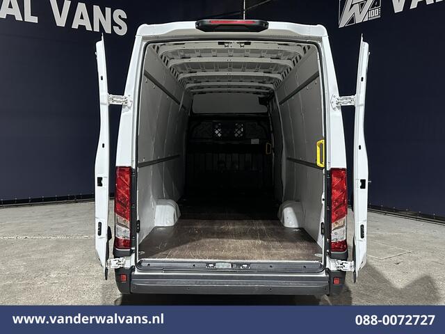 Iveco DAILY 35S16 157pk L3H2 Euro6 Airco | 3500kg trekvermogen | Parkeersensoren Bijrijdersbank