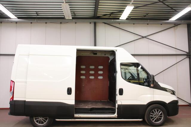 Iveco DAILY 35S14V 2.3 L2H2 MET 3500 KG Trekvermogen