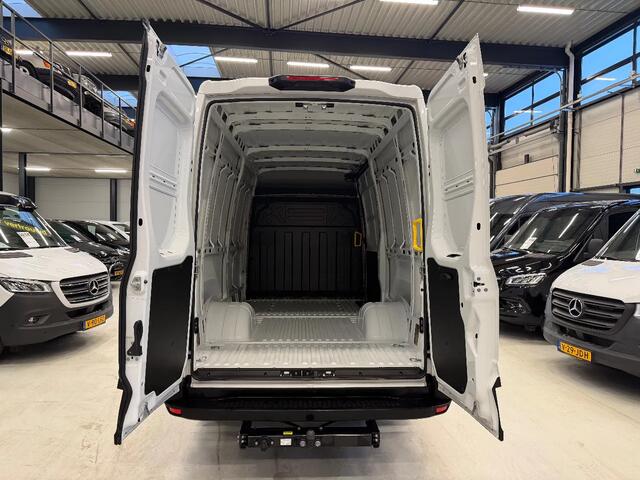 Iveco DAILY 35C21L2H2 Automaat Airco Cruisecontrol Trekhaak NIEUW BPM VRIJ