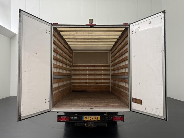 Iveco DAILY 35C15 3.0 Liter Bakwagen | Achterdeuren | 3500Kg Trekhaak | Euro 6 | Airco | Cruise | Dakspoiler