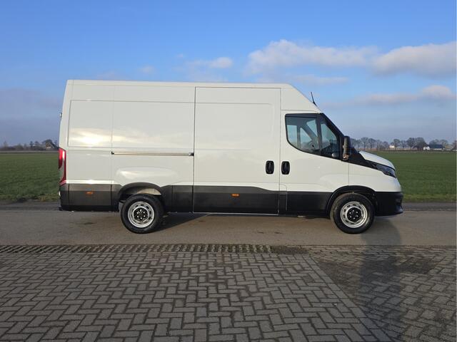 Iveco DAILY 35S14V 2.3 352L H2 - 140 Pk - Euro 6 - Airco - Cruise Control