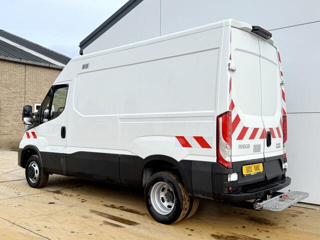 Iveco DAILY 35C16 2.3 Automaat LED L2H2 Dubbellucht 3.5t Trekhaak Airco Cruise Control Lucht geveerde stoel