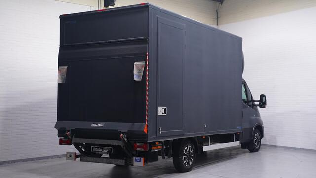 Iveco DAILY 35S16 160 pk Bakwagen met Laadklep 21,7M3 Marge Auto, Airco, Cruise Control, Dakspoiler, 16" LMV, NAP, 3-Zits