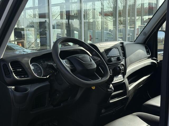Iveco DAILY 35C16 2.3 300 Kipper | Dubbellucht | Trekhaak | Leder | Opbergkist | Airco | Cruisec.