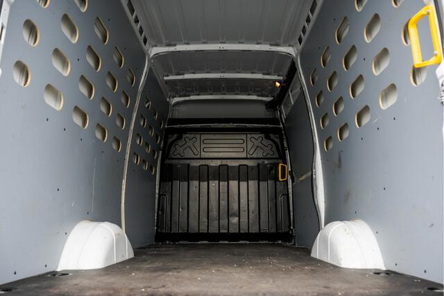 Iveco DAILY 35S14V L2H2 | 140PK | 3.5T Trekgewicht | Cruise | Climate