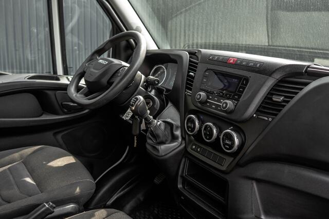 Iveco DAILY 35S14 L2H2 | 3-Zits | 136 PK | Climate | Airco