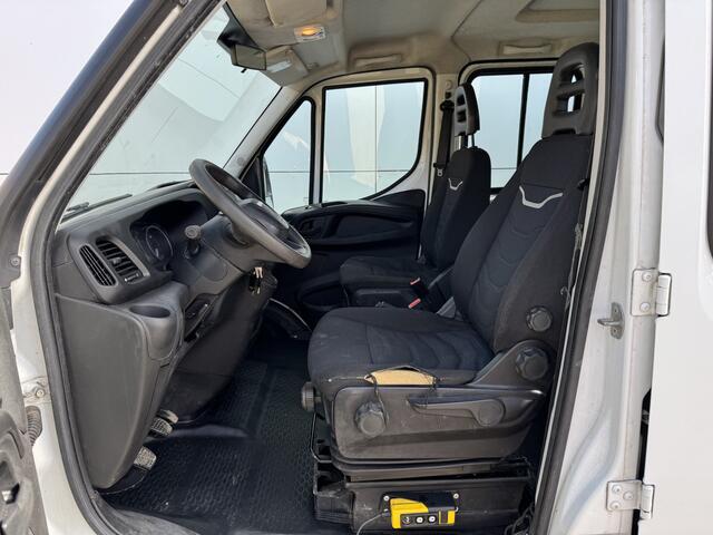 Iveco DAILY 35C14 2.3 Kipper Dubbele Cabine Dubbellucht 6 Stoelen Airco Cruise Control 3,5t Trekhaak Luchtgeveerde stoel