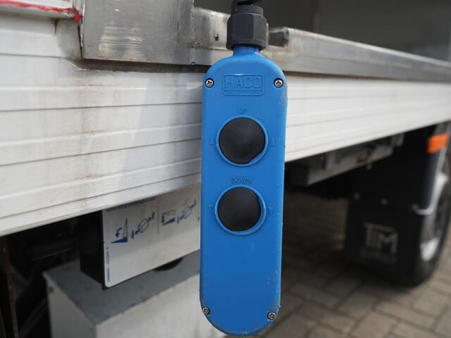 Iveco DAILY 35S18H 3.0 410 - 180 pk - All Seasonbanden - DAB+