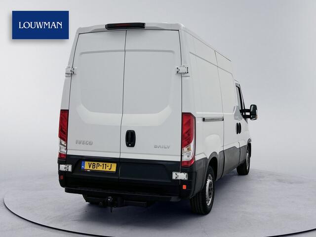 Iveco DAILY 35S14V 2.3 352 Luchtgeveerde stoel Trekhaak 3500kg Climate control Betimmering Cruise control