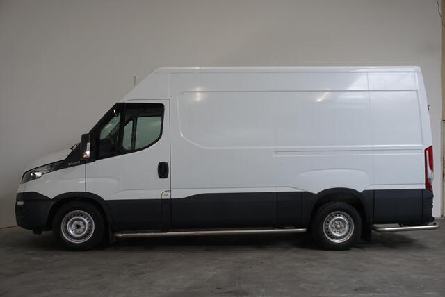 Iveco DAILY 35S14 140pk L2H2/L3H2 3500kg Trekhaak Airco Cruise