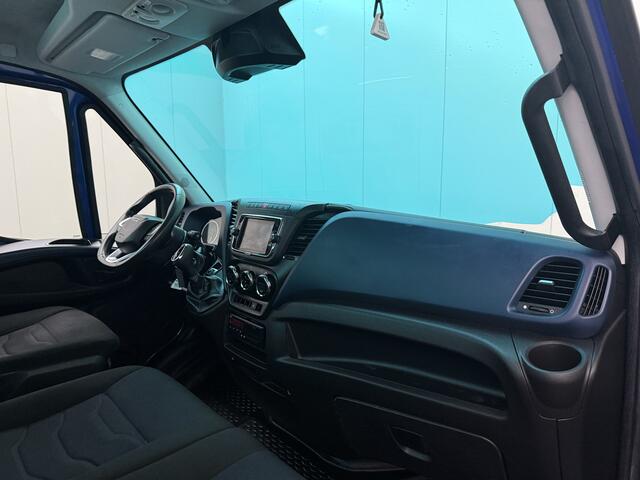 Iveco DAILY 40C18 3.0Ltr Hi-Matic Automaat Oprijwagen | 3500Kg Trekhaak | Lier | Navigatie | Airco | Cruise | 3-Zits