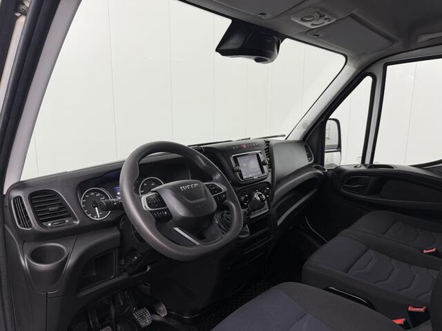 Iveco DAILY 35C18 3.0Ltr Hi-Matic Automaat L3H2 Maxi | Led | Imperiaal | Trekhaak | Camera | Airco | 3-Zits