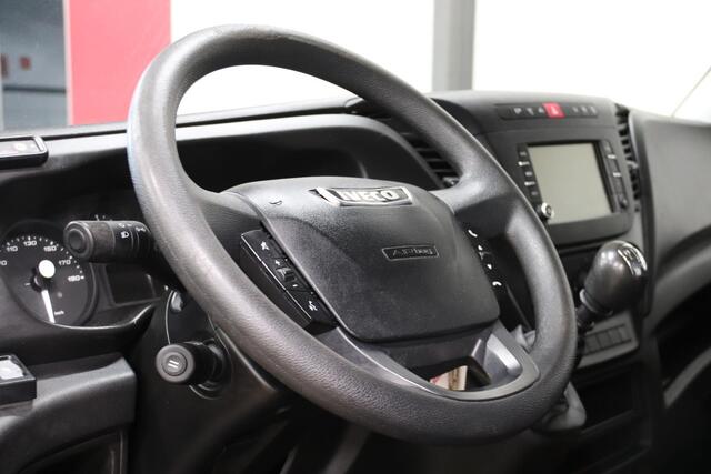 Iveco DAILY 35S16V 2.3 L2H2 160PK 3500 KG TREKVERMOGEN EURO 6 Iveco Daily 35S16V 2.3 L2H2 160 PK 3500 KG TREKVERMOGEN EURO 6