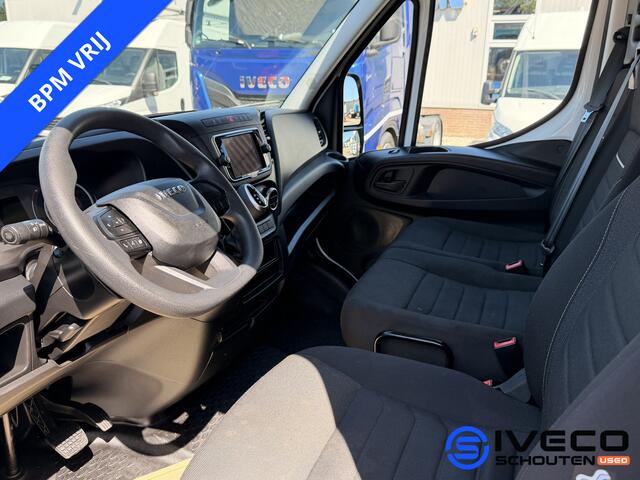 Iveco DAILY 35S16 A8 2.3L 160pk 2.3L 160pk o Automaat o Laadklep o Climate Control o Camera o W4100 o Bluetooth o Standplaats: Almkerk