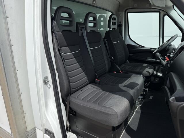 Iveco DAILY 35C14 2.3 Automaat Laadklep Airco Cruise Control Bakwagen Koffer Meubelbak