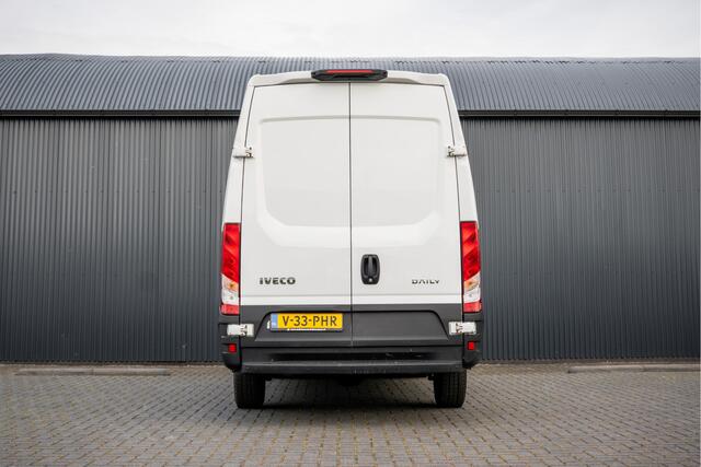 Iveco DAILY 35S16 | 156 PK | 3.500KG trekgew. 3-Zits | Climate
