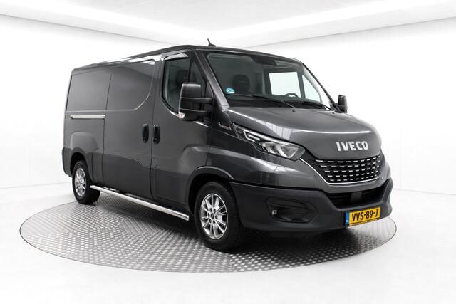 Iveco DAILY 35S21 3.0 210pk Hi-Matic Automaat Luchtvering | Automaat | 3,5t Trekgew. | Camera / Laadkasten / Trekhaak / Airco