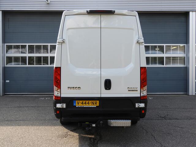 Iveco DAILY 35S12V 2.3 352 H3 L AUT | 3.500 kg. TREKHAAK | CRUISE CONTROL | AIRCO