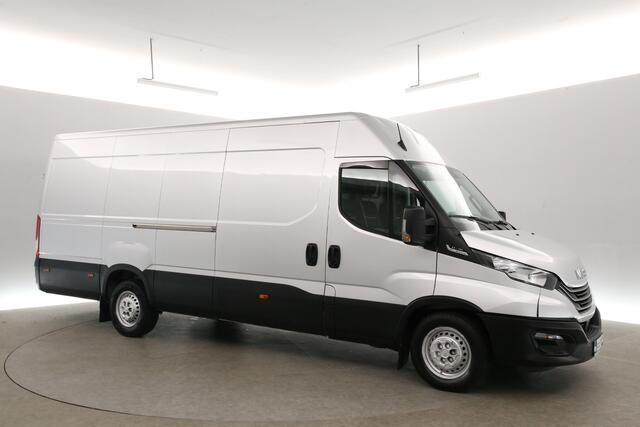Iveco DAILY 35S16A8 157PK L3H2 | 3500KG Trekgew. | Trekhaak | Luchtvering | Aut. | Camera | Clima | 3 Zits | Cruise | Navi