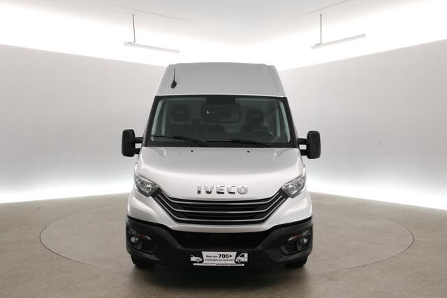 Iveco DAILY 35S16A8 157PK L3H2 | 3500KG Trekgew. | Trekhaak | Luchtvering | Aut. | Camera | Clima | 3 Zits | Cruise | Navi