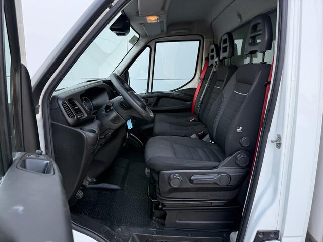 Iveco DAILY 35C16 3.0 Laadklep Bakwagen Dubbellucht Climate Control Cruise Control Meubelbak Koffer