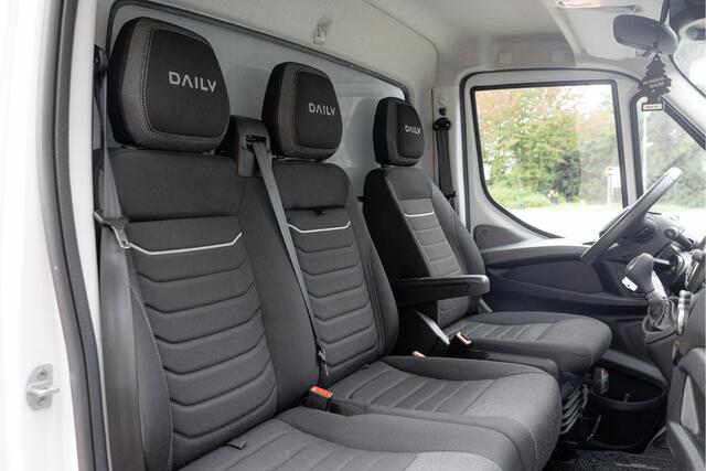 Iveco DAILY 50C18 BAKWAGEN 8 meter Automaat - Elektrische Laadklep