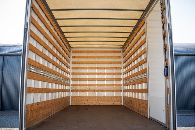 Iveco DAILY 35C18 | 3.0L | 180 PK | Bakwagen met laadklep | Zijdeur | Automaat | N1 | Cruise | Airco