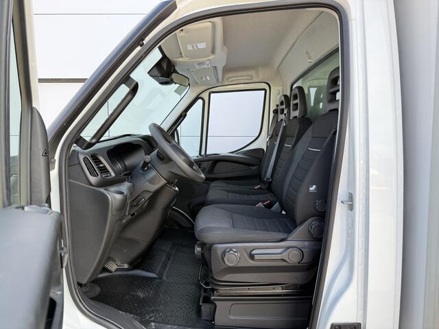 Iveco DAILY 35C18H 3.0 Automaat Laadklep Bakwagen Meubelbak Dubbellucht Carplay Navigatie Climate Control Cruise Control Camera Koffer