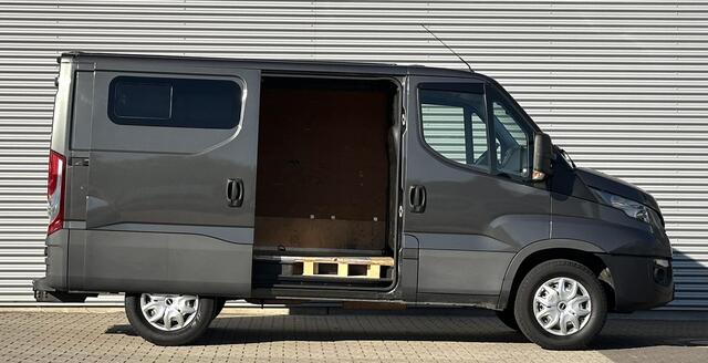 Iveco DAILY 35S14V 2.3 L1H1 3500kg trekgewicht automaat MARGE
