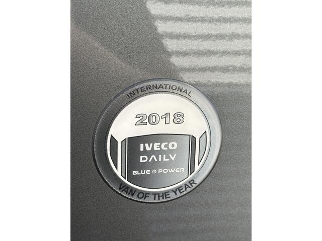 Iveco DAILY 35S14V 2.3 L1H1 3500kg trekgewicht automaat MARGE