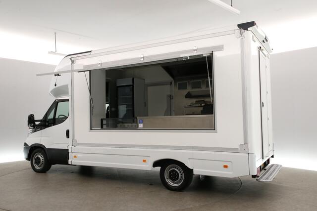 Iveco DAILY 35S14 2.3 410 | Foodtruck | Verkoopwagen | Patatkraam | Eventtruck | Snackwagen | Viskraam | Zijdeur | Airco | Camera