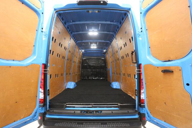 Iveco DAILY 35S18HV 3.0 410L L3H2 180PK | 3500KG Trekgew. | Trekhaak | Airco | Camera | Cruise | Carplay | Navi