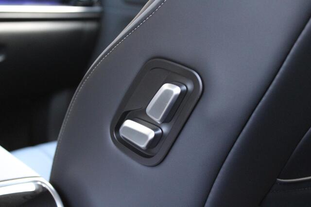 Jaecoo 7 Exclusive Automaat, Schuif-Kanteldak, 1500 KG trekgewicht, Navigatie, 19" LM velgen, Elektrische achterklep, Luxe lederen bekleding, 7 jaar garantie