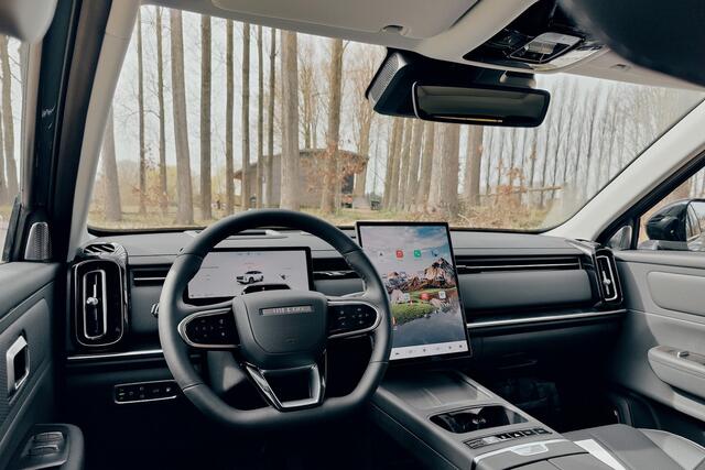 Jaecoo 7 1.5 GDI SHS-P Exclusive / 90 km elektrisch / 1200km range / 60L brandstof